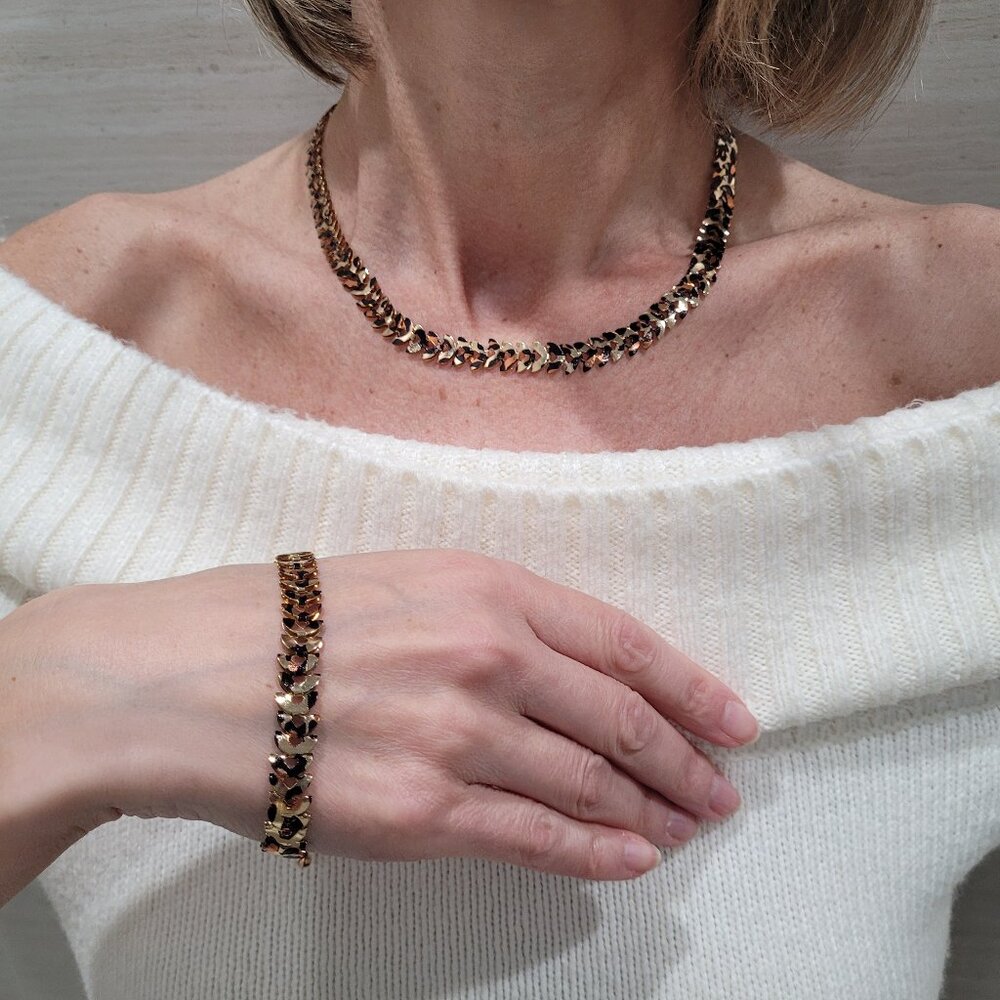Leopard Print Necklace and Bracelet Set. New.